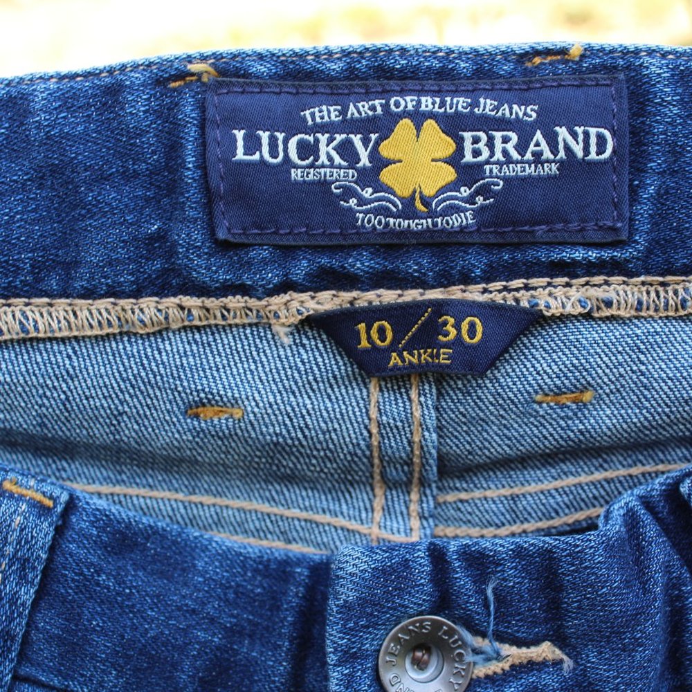 LUCKY BRAND WOMENS 10/30